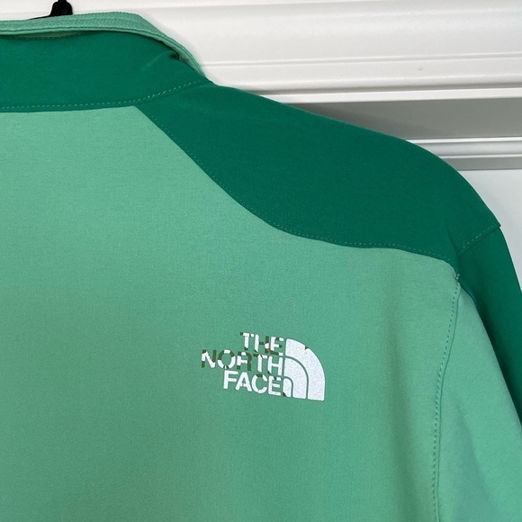 The North Face Soft Shell Apex Green Jacket | M - Picture 8 of 8
